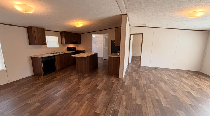 Property Photo: 662 Piccadilly Avenue TN 37381