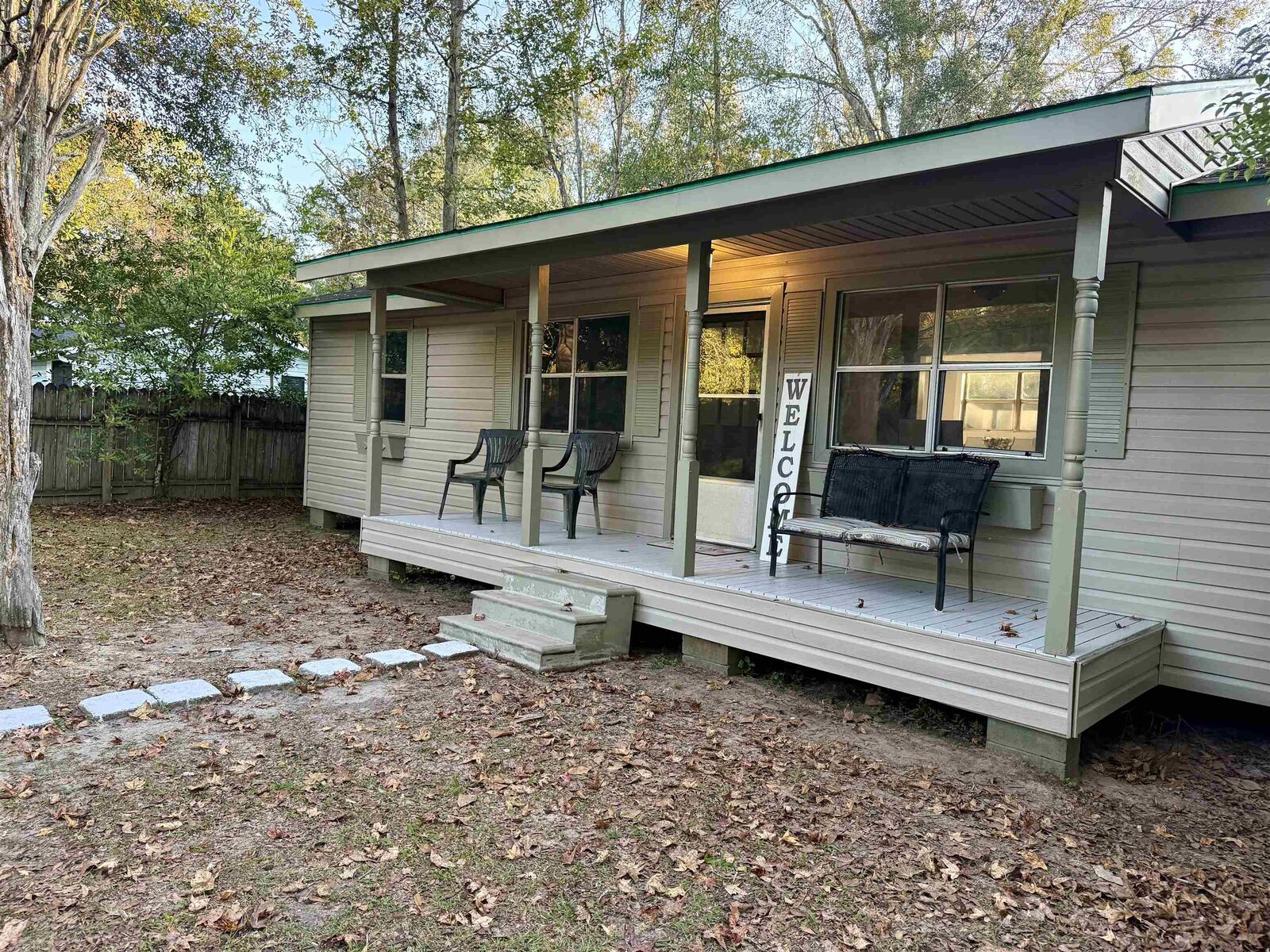 Property Photo: 600 Bonner St TX 77656