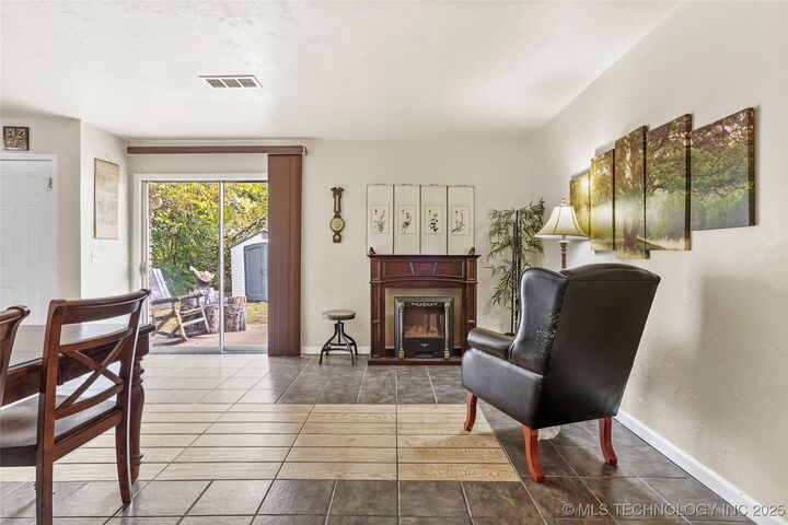 Property Photo:  11327 E 63rd Street S  OK 74012 