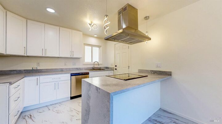 Property Photo: 2257 Yucca Street CA 95405