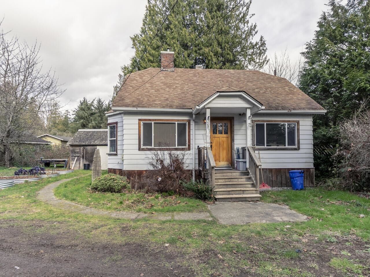 Property Photo: 4404 Sunshine Coast Highway BC V7Z 0B1