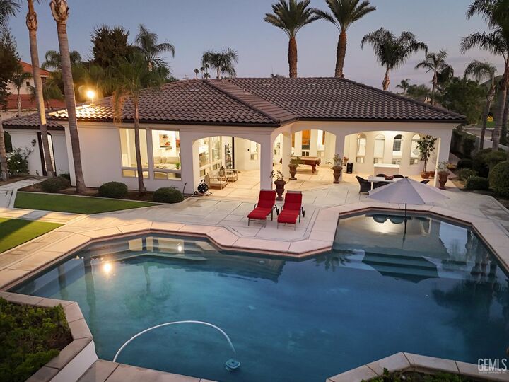 Property Photo:  14942 Championship Way  CA 93314 