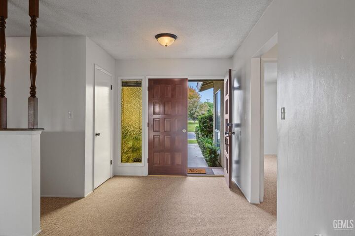 Property Photo:  1508 Yorba Linda Street  CA 93309 