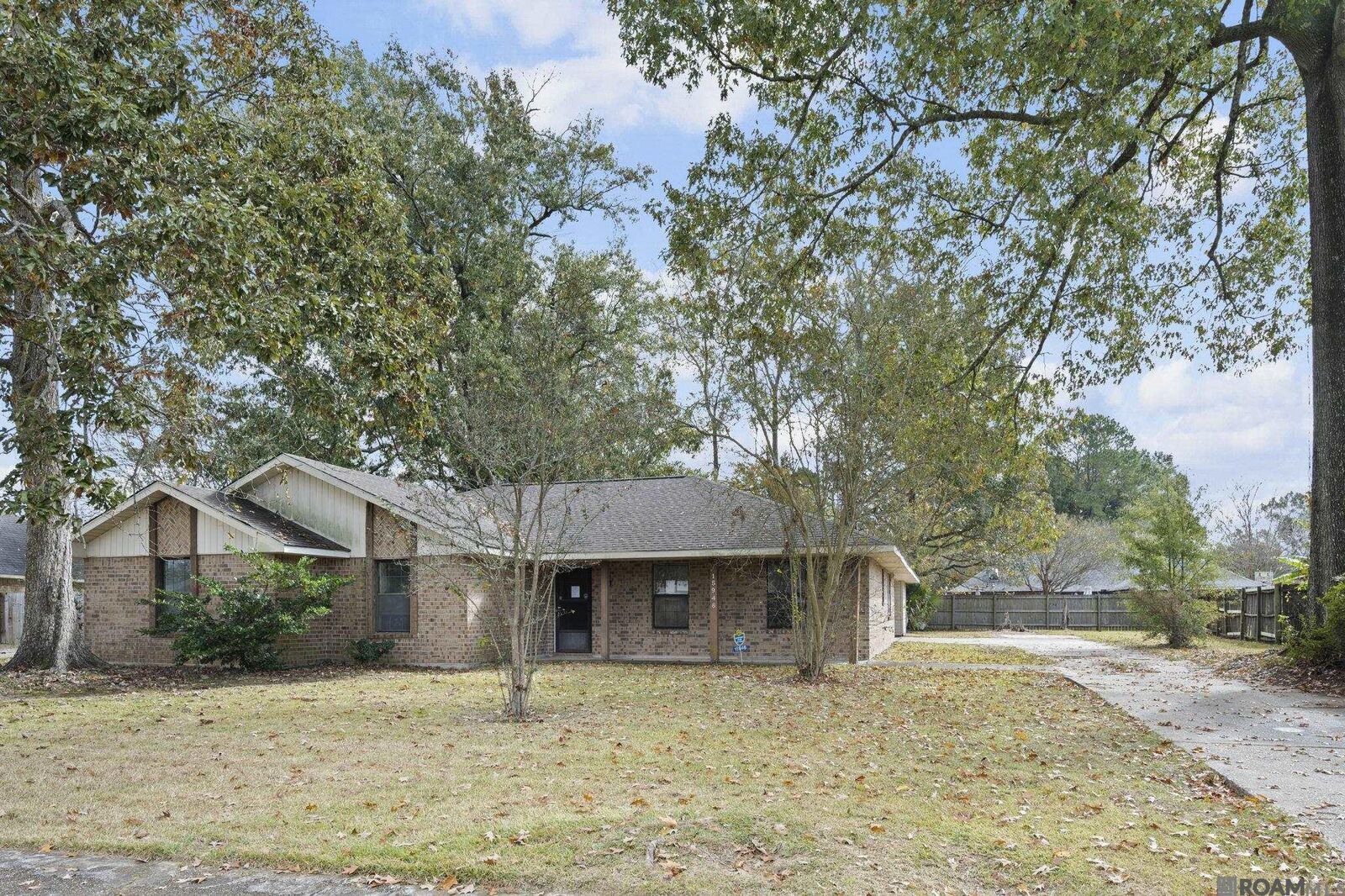 Property Photo:  15946 Ferrell Ave  LA 70817 