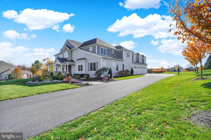 Property Photo: 12 Sagecrest Circle PA 17025