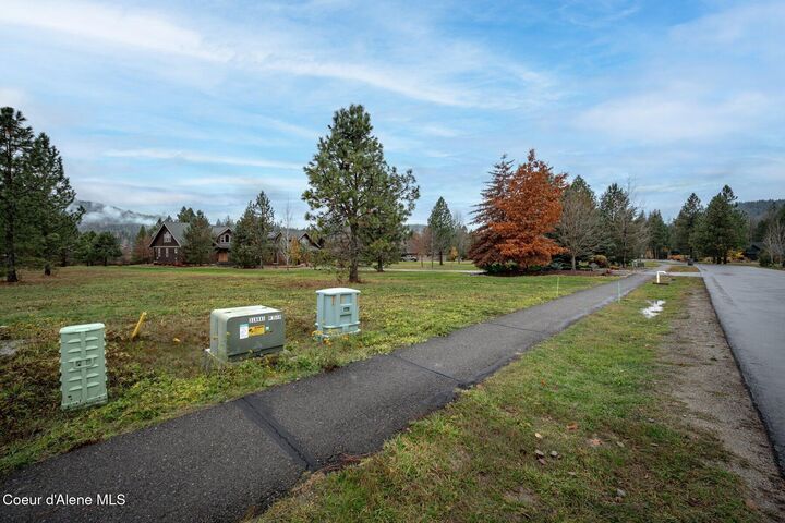 Property Photo:  613 Ames Way  ID 83825 