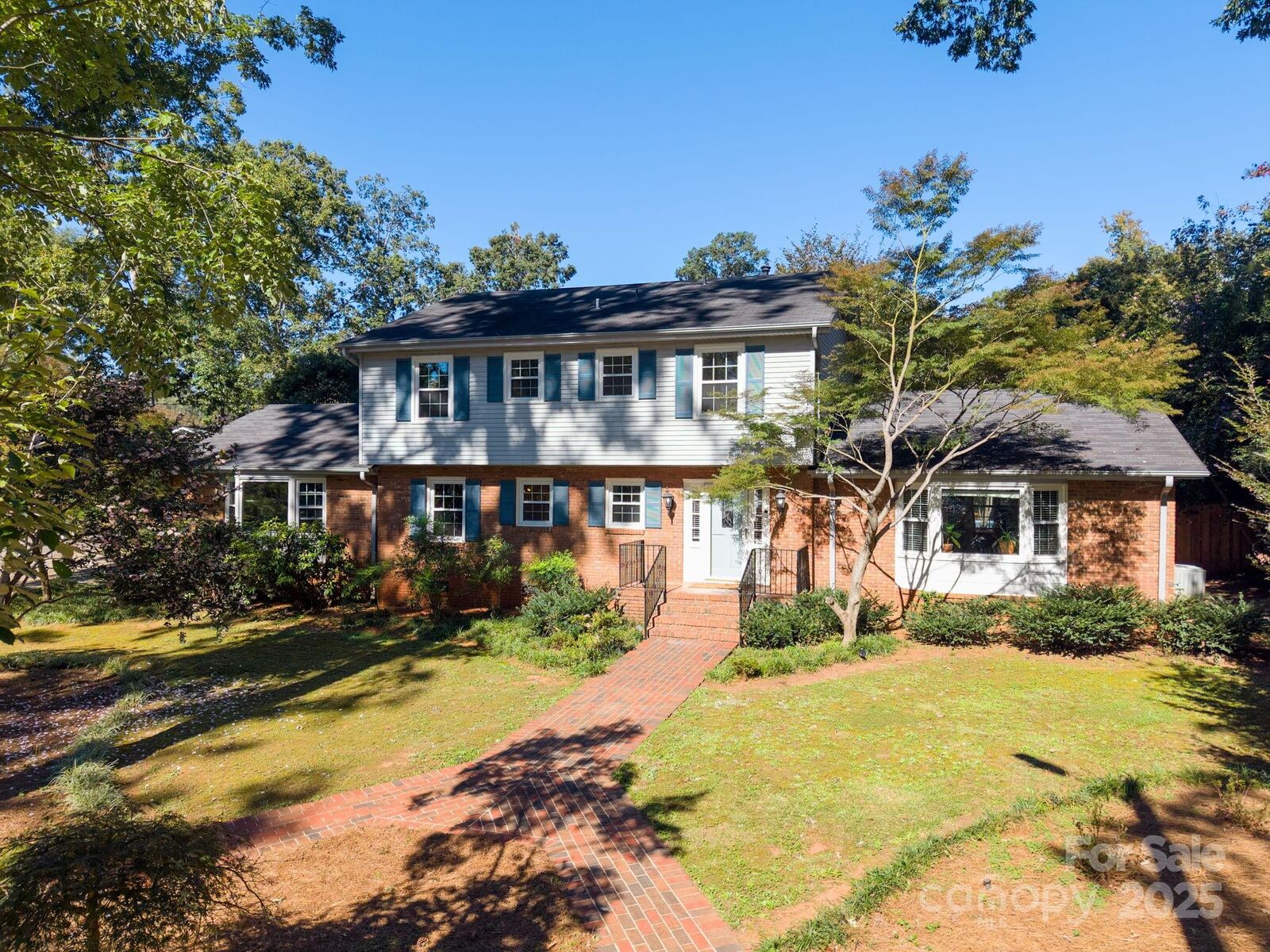 Property Photo: 427 Ransdell Drive SC 29302