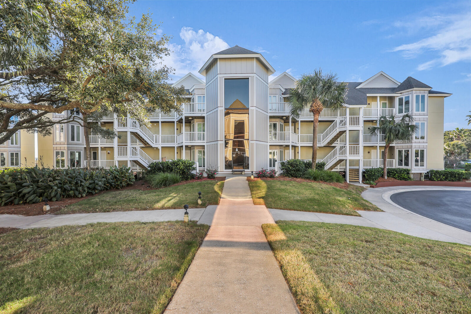 Property Photo:  9000 Palmetto Drive # 101 A-101  SC 29451 