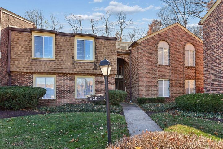 Property Photo:  5207 S Eaglesnest Drive  OH 45248 