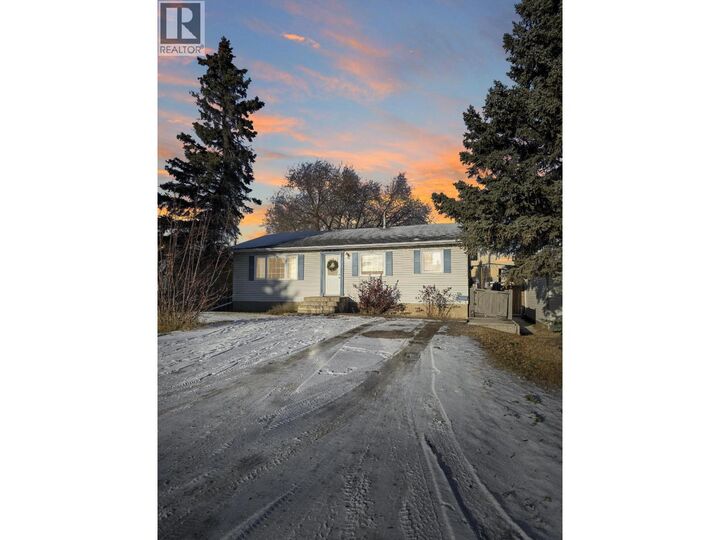9104 101 Avenue  Fort St. John BC V1J 2A6 photo