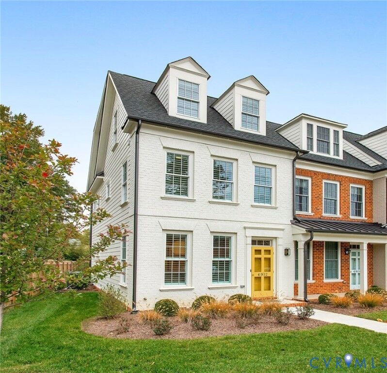 Property Photo:  6912 Patterson Avenue  VA 22226 