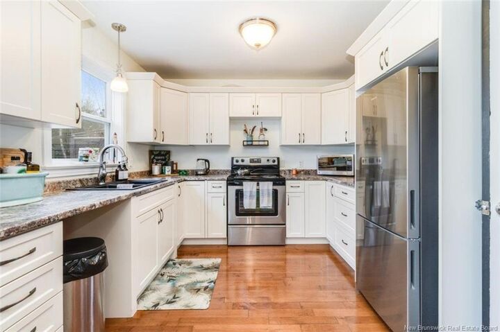 Property Photo:  5 Keirra Street  NB E3A 4Y4 