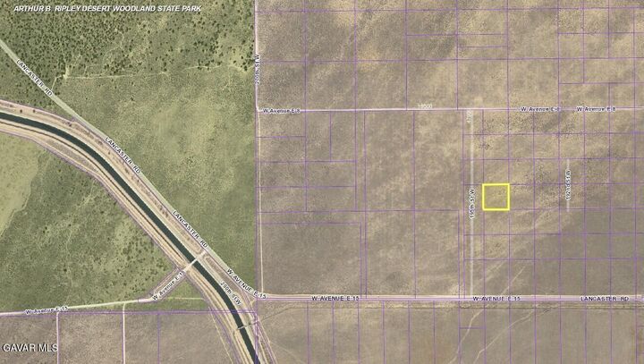 Property Photo:  19300 W Avenue E12  CA 93536 