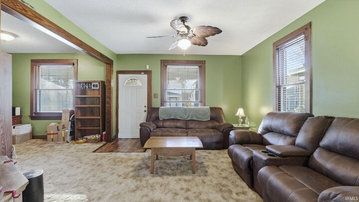 Property Photo:  406 Perry Avenue  IN 46808-3358 