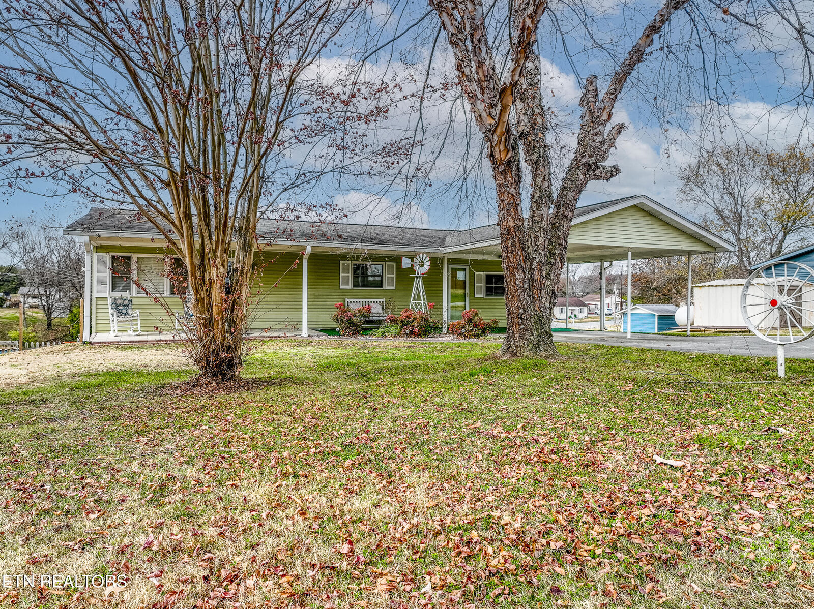 Property Photo:  2209 Alnwick Blvd  TN 37801 