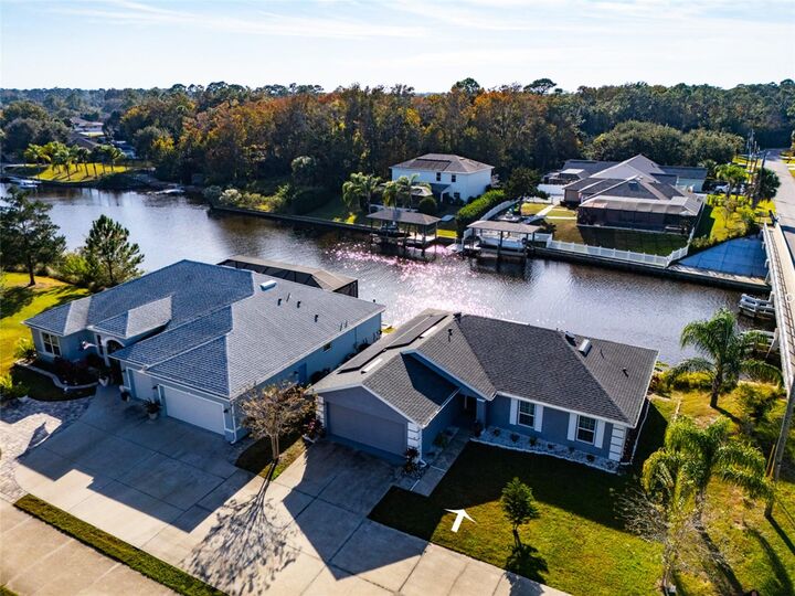 Property Photo: 38 Colechester Lane FL 32137