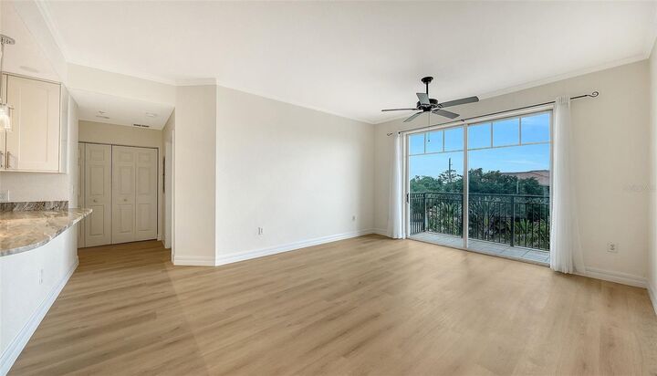 Property Photo:  1064 N Tamiami Trail 1435  FL 34236 