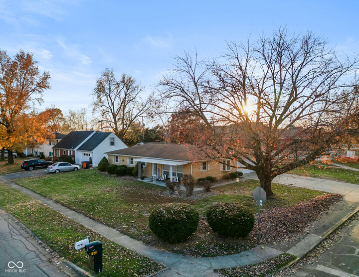 Property Photo:  2132 Timbercrest Drive  IN 47203 