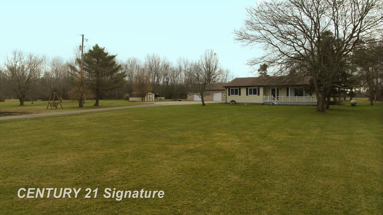 Property Photo:  1162 E Farrand Road  MI 48420 