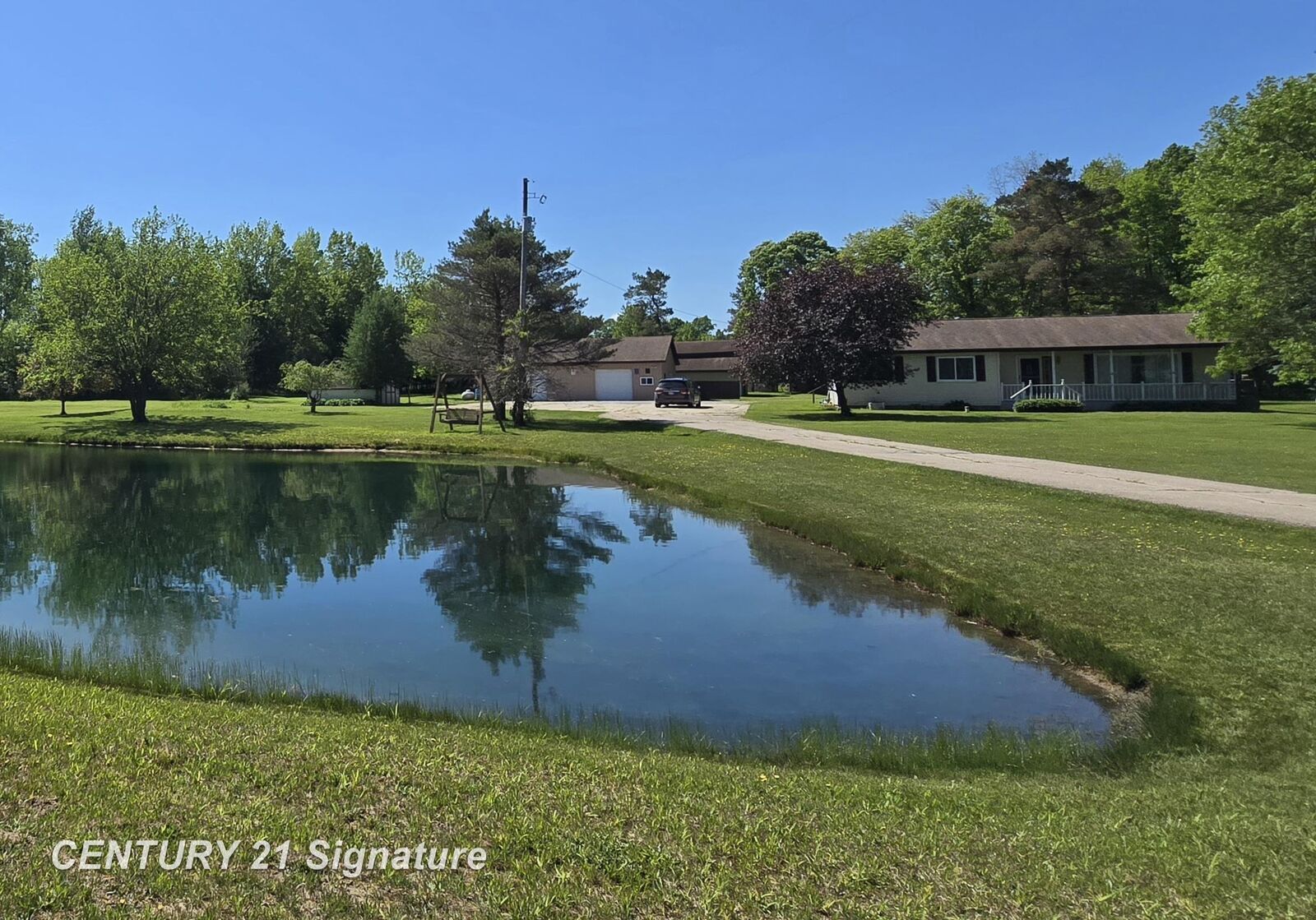 Property Photo:  1162 E Farrand Road  MI 48420 