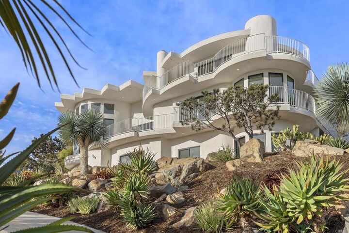 Property Photo:  7215 El Fuerte  CA 92009 