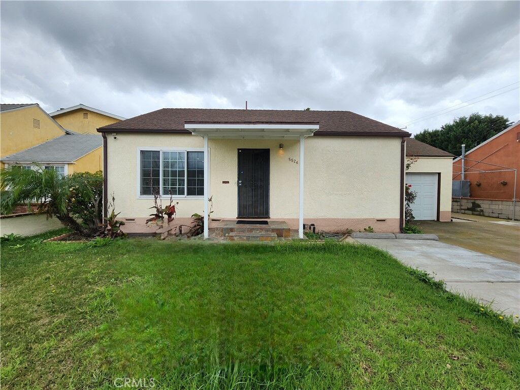 Property Photo: 5526 W 118th Place CA 90304
