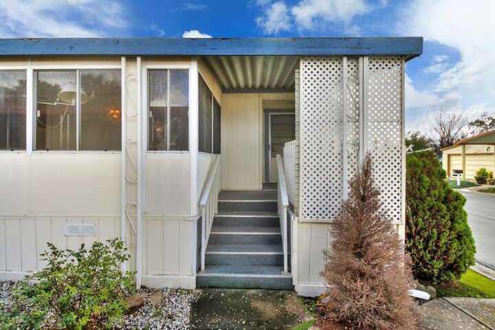 Property Photo:  66 Millbrook Circle  CA 95828 