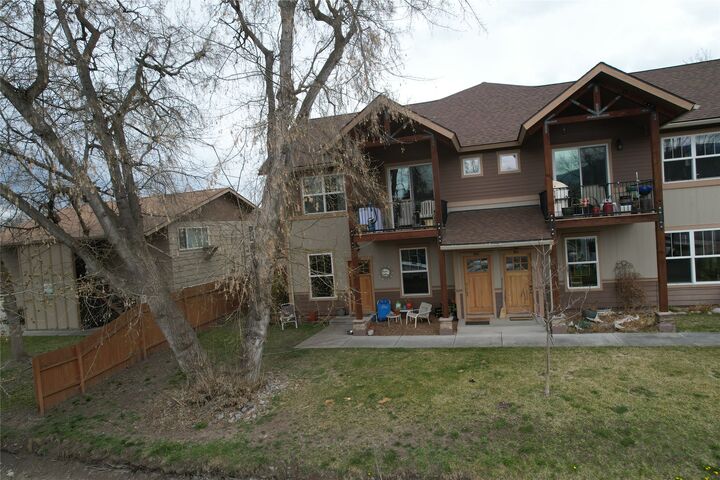Property Photo: 2002 S 6th Street W 102 MT 59801