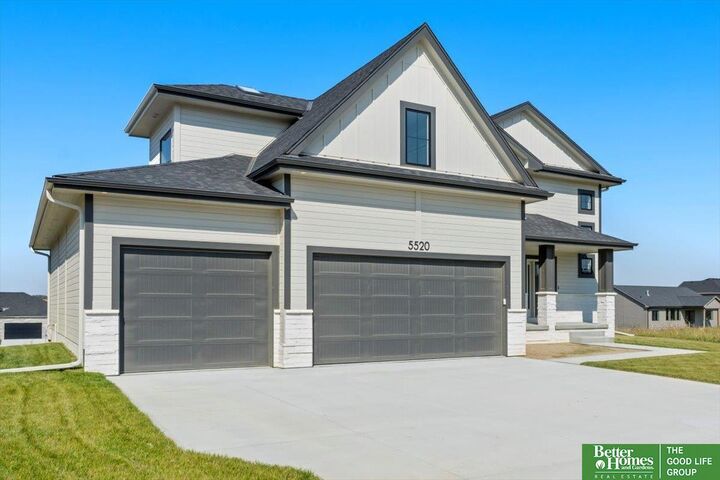 Property Photo:  5520 N 213th Street  NE 68022 