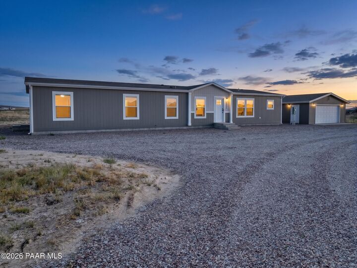Property Photo:  26827 N Chicory Way  AZ 86334 