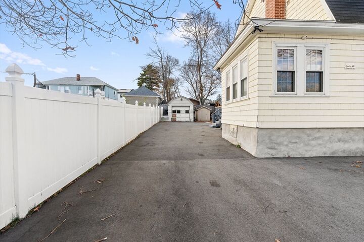 Property Photo:  18 Larchwood Rd  MA 01844 