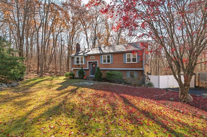 Property Photo: 12 Hickory Rd MA 01529