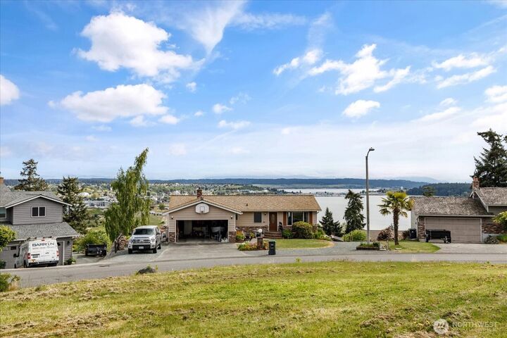 960  Capital Street  Oak Harbor WA 98277 photo