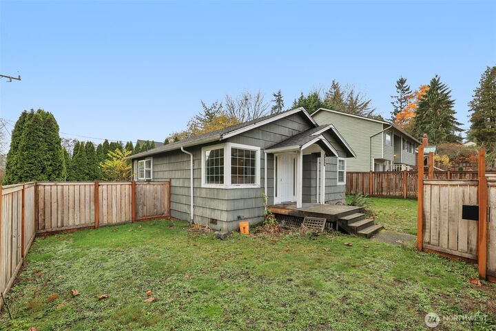 Property Photo:  1755 NE 89th Street  WA 98115 