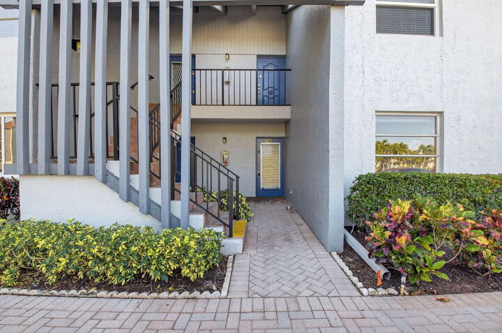 Property Photo: 14797 Cumberland Drive 1020 FL 33446