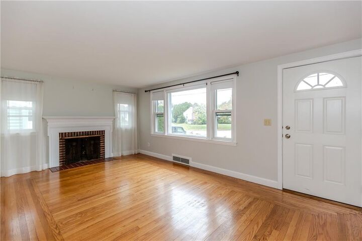 Property Photo:  189 Poplar Drive  RI 02920 