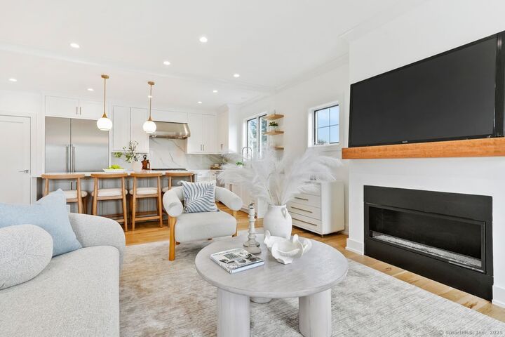 Property Photo: 345 Reef Road B6 CT 06824