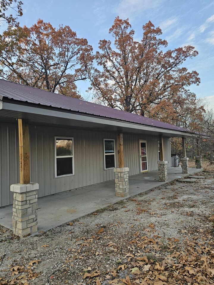 Property Photo: 5009 S 142nd Road MO 65710