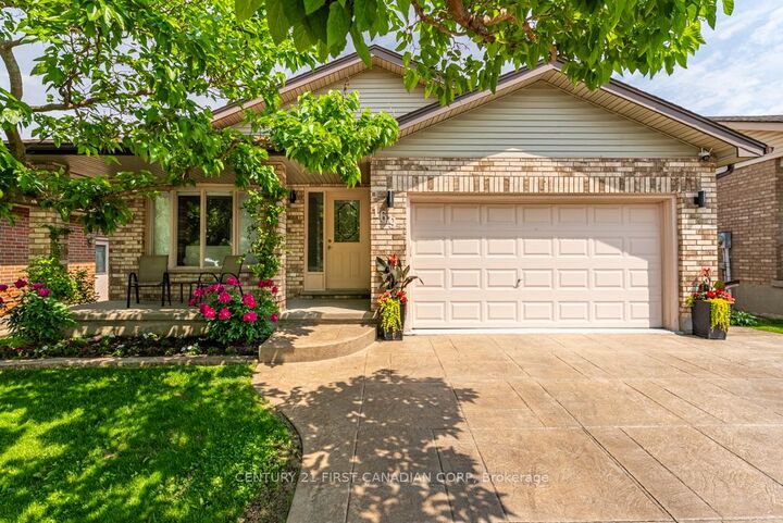 Property Photo: 169 Ashley Crescent ON N6E 3P9