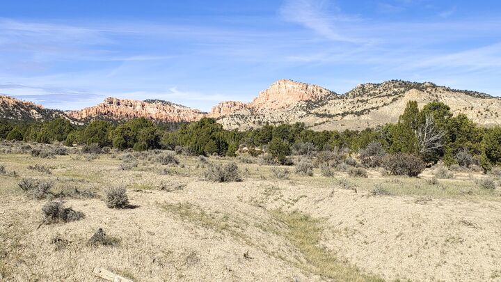 Property Photo: 1000 W Tropic Trail UT 84776