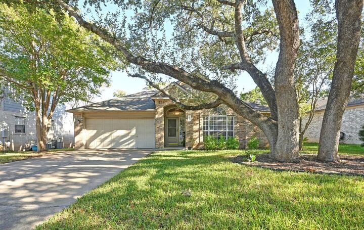 Property Photo:  1802 Edelweiss Drive  TX 78613 