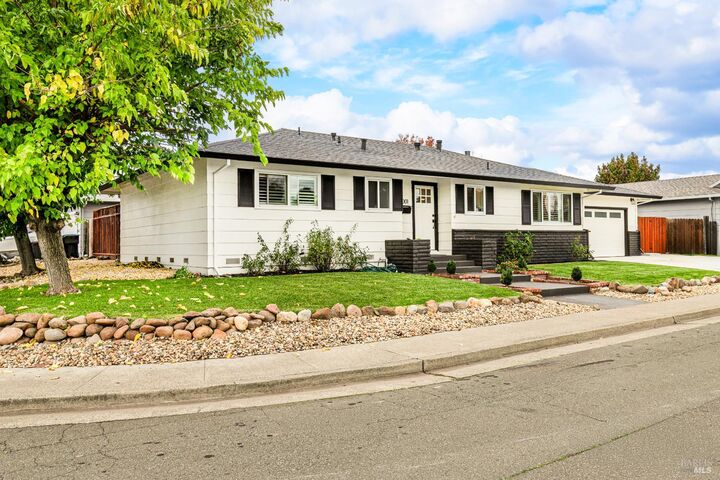 Property Photo: 2001 Willow Drive CA 94954