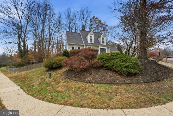 Property Photo:  9236 Northedge Drive  VA 22153 