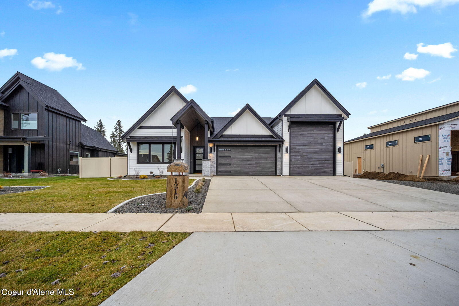 Property Photo: 1215 E Sleeping Deer Ave ID 83835