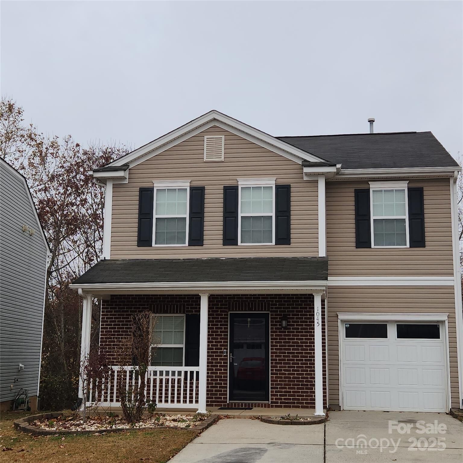 Property Photo:  1045 Willow Wind Drive  NC 28054 