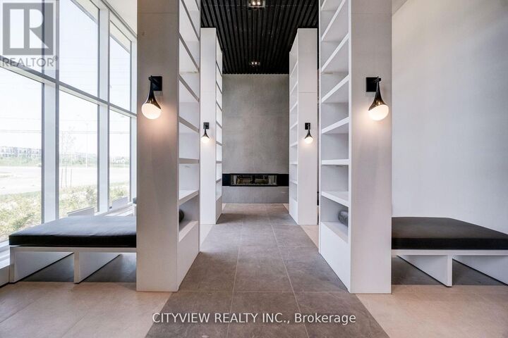 Property Photo:  2489 Taunton Road 1119  ON L6H 3R9 