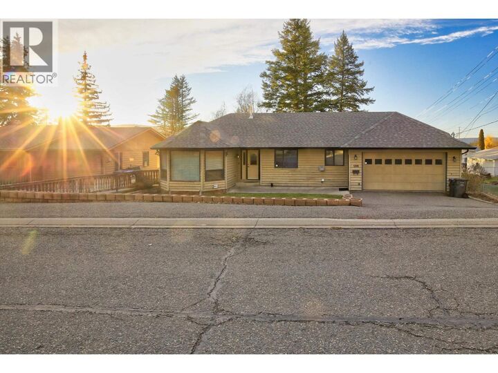599 Pearkes Drive — photo 1