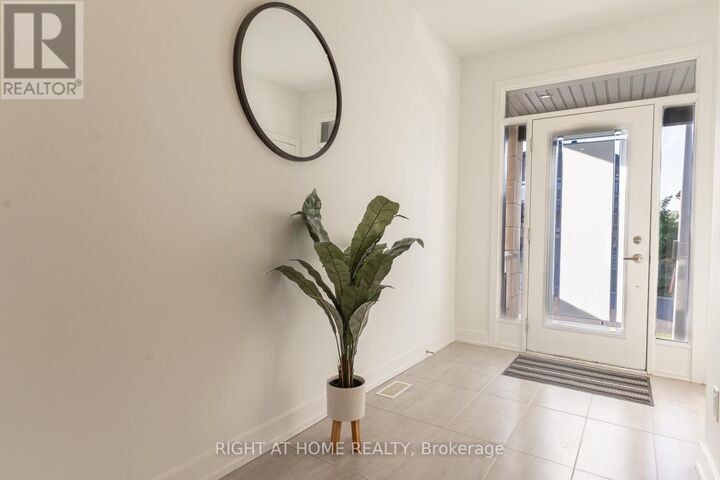 Property Photo: 16 Nettle Crescent ON K1T 0W8