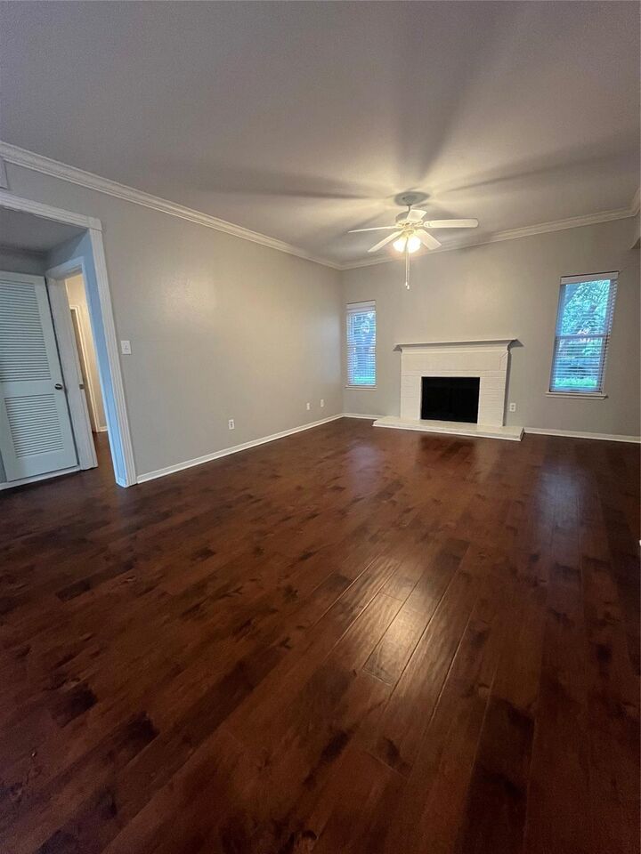 Property Photo:  4041 Law Street 404  TX 77005 