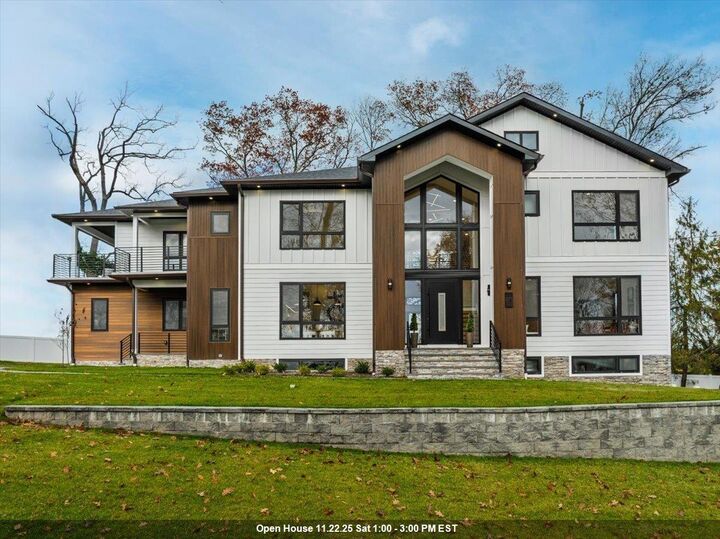 65 Baker Rd  Livingston NJ 07039 photo